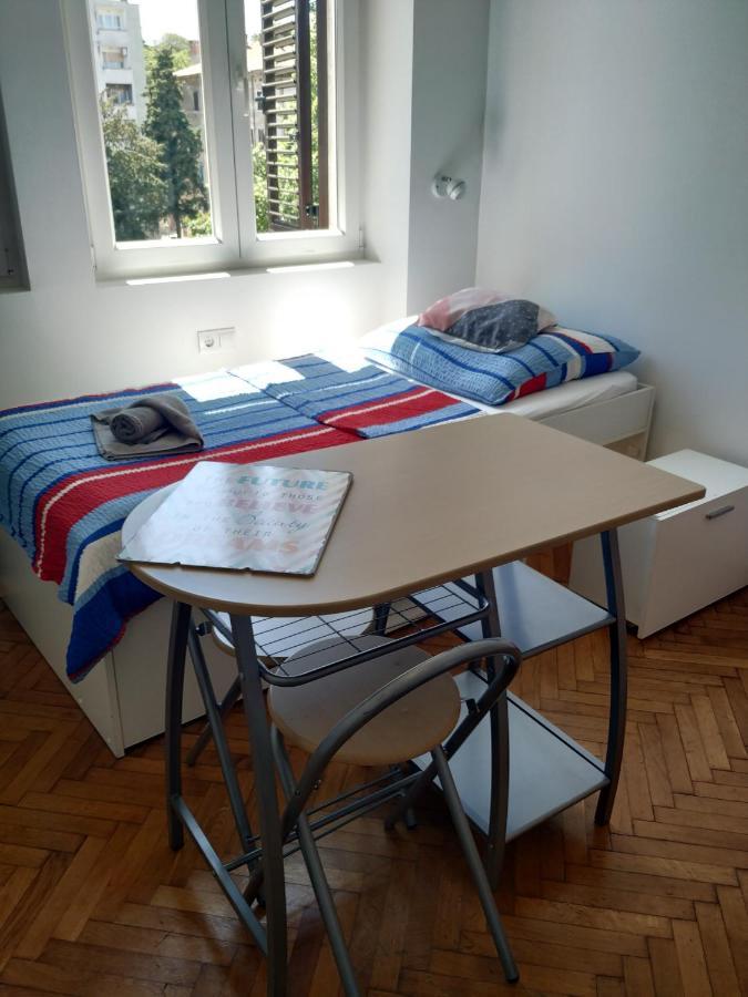 Apartments Todorovic Пула Екстериор снимка